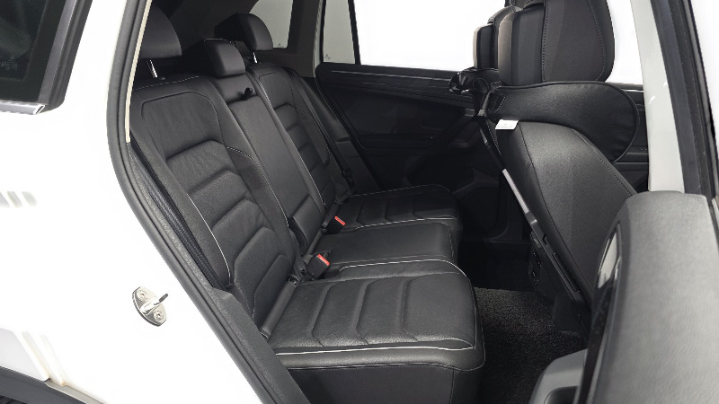 car Volkswagen Tiguan id48401 photo #11