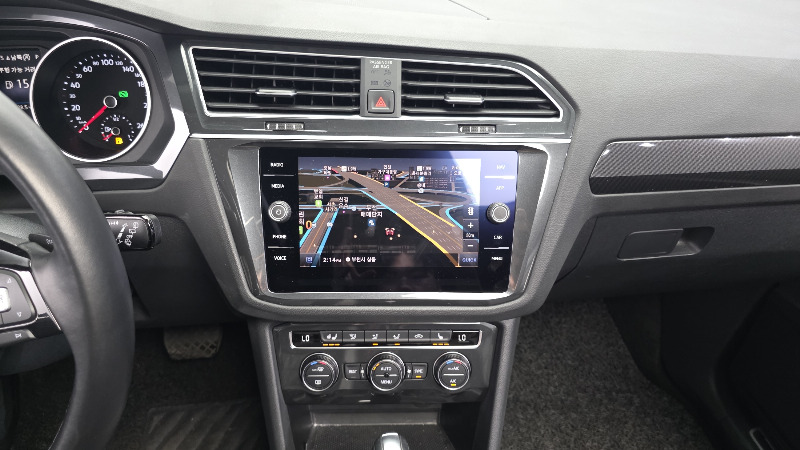 car Volkswagen Tiguan id48401 photo #14