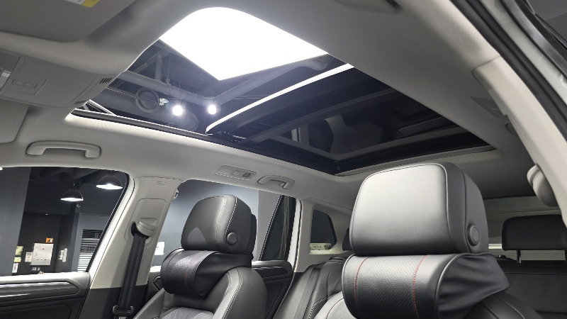 car Volkswagen Tiguan id48401 photo #16