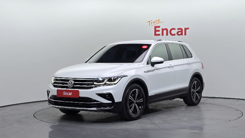 car Volkswagen Tiguan id48403 main photo