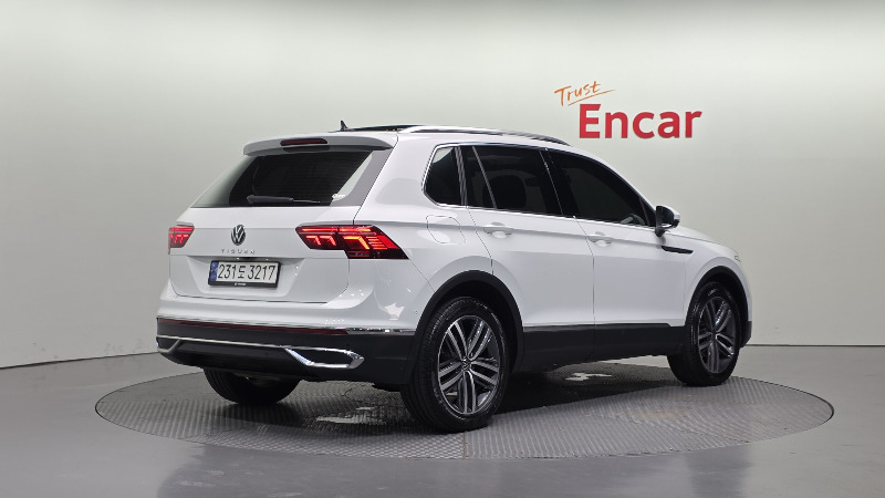 car Volkswagen Tiguan id48407 photo #2