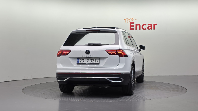 car Volkswagen Tiguan id48407 photo #4