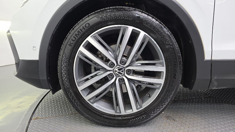 car Volkswagen Tiguan id48407 photo #5