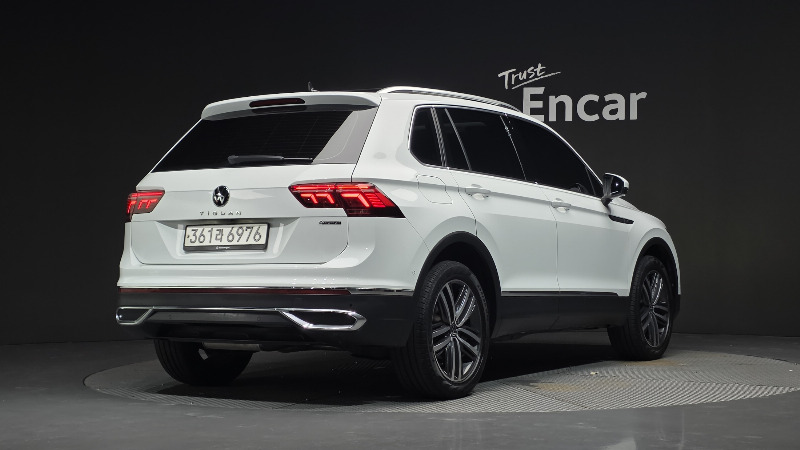 car Volkswagen Tiguan id48418 photo #2