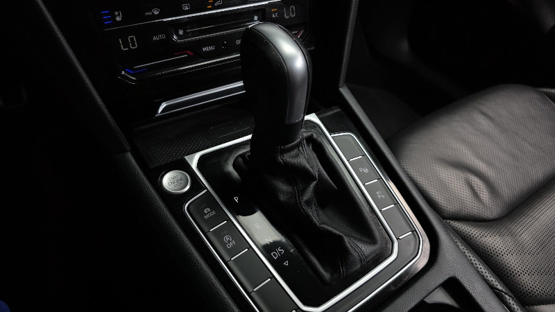 car Volkswagen Arteon id48422 photo #9