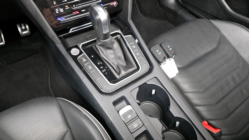car Volkswagen Arteon id48432 photo #9