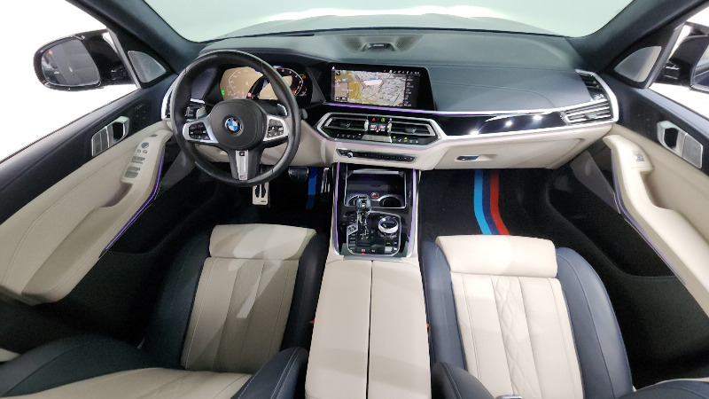 car BMW X7 id48438 photo #7