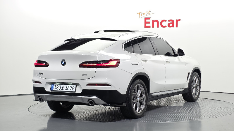 car BMW X4 id48445 photo #2