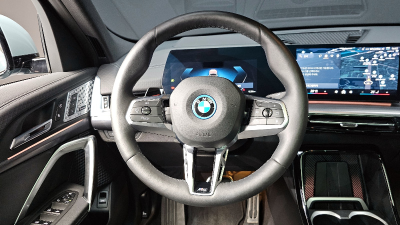 car BMW iX id48484 photo #12