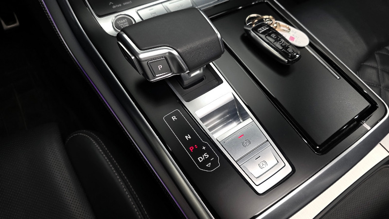 car Audi Q8 id48495 photo #9