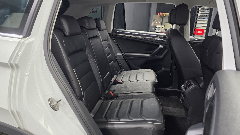 car Volkswagen Tiguan id48544 photo #12