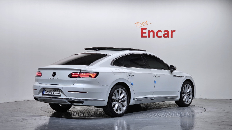 car Volkswagen Arteon id48546 photo #2