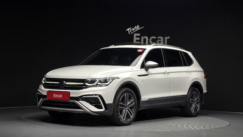car Volkswagen Tiguan id48551 main photo
