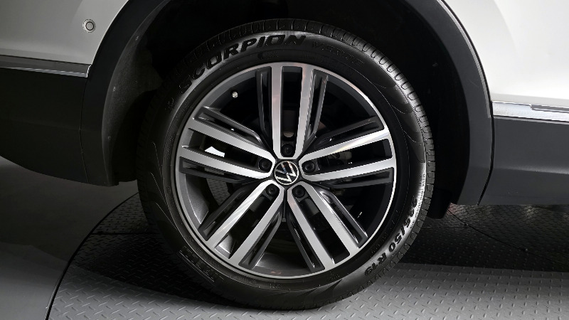 car Volkswagen Tiguan id48551 photo #5