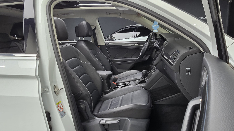 car Volkswagen Tiguan id48558 photo #11