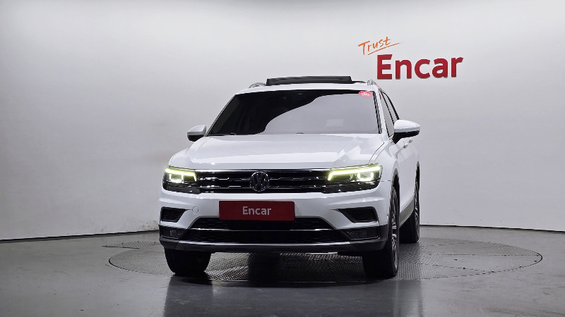 car Volkswagen Tiguan id48558 photo #3