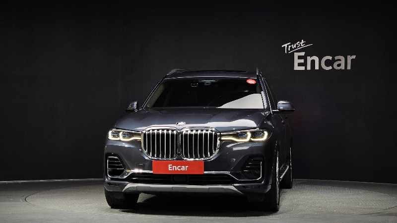 car BMW X7 id48572 photo #3