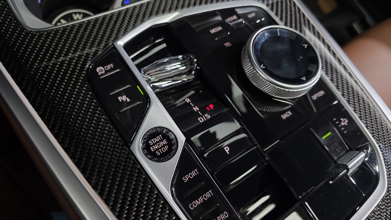 car BMW X7 id48577 photo #9