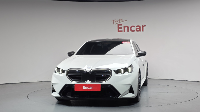 car BMW M5 id48586 photo #3
