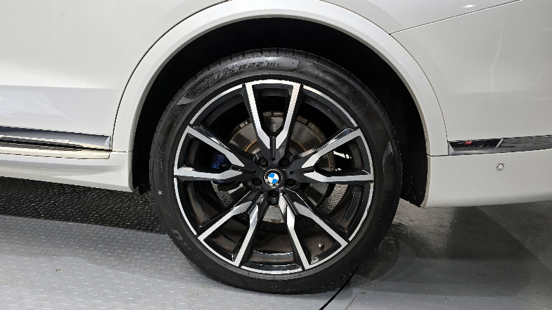 car BMW X7 id48595 photo #5