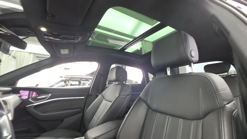 car Audi e-tron id48611 photo #18