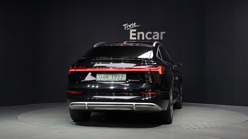 car Audi e-tron id48611 photo #4