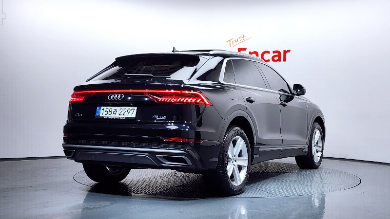 car Audi Q8 id48612 photo #2