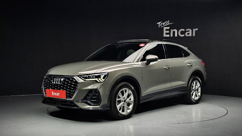car Audi Q3 id48629 main photo