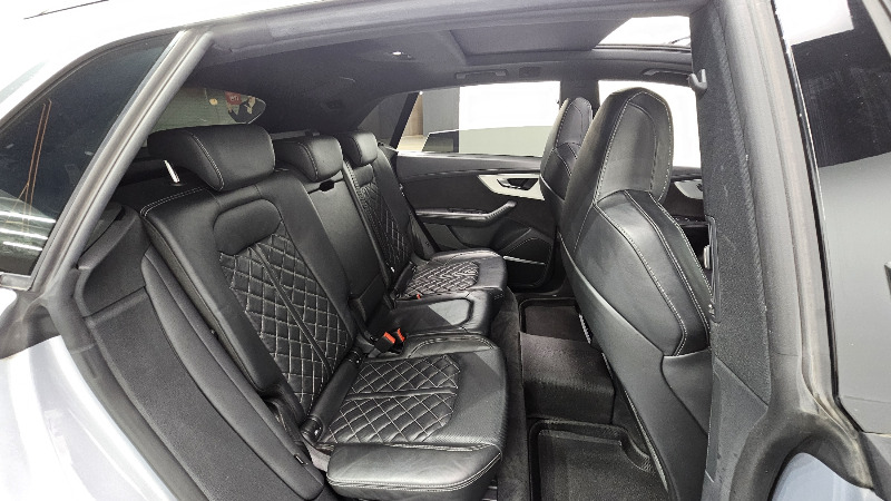 car Audi Q8 id48645 photo #11