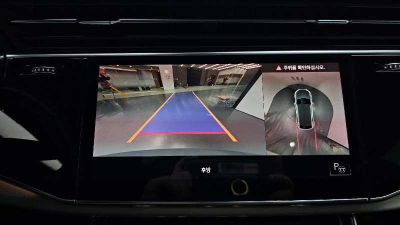 car Audi Q8 id48645 photo #13