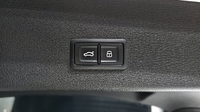car Audi e-tron id48649 photo #17