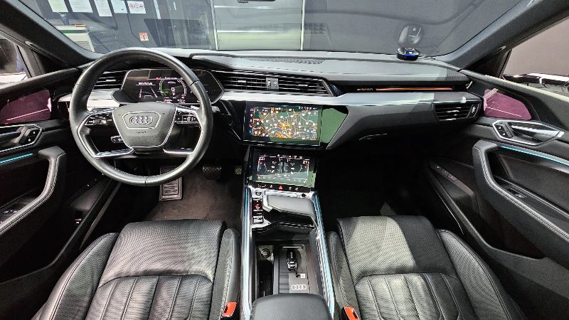 car Audi e-tron id48649 photo #7