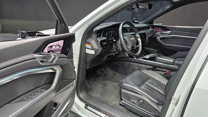 car Audi e-tron id48649 photo #9