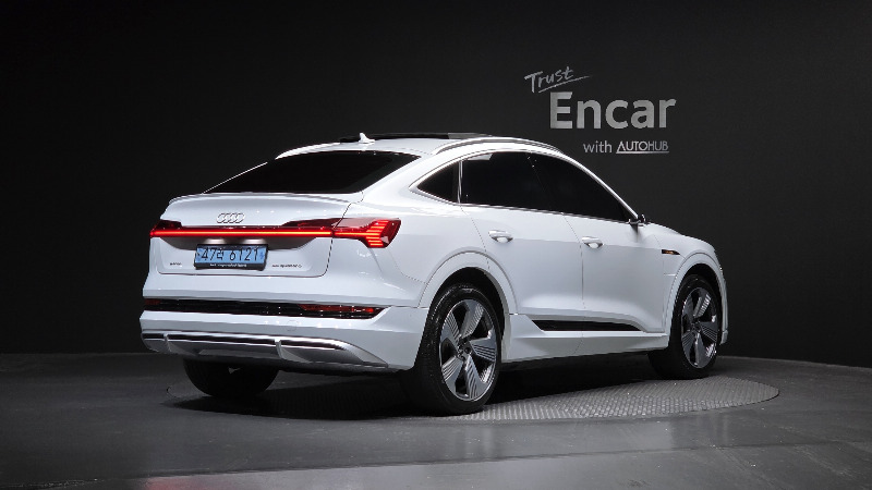 car Audi e-tron id48650 photo #2