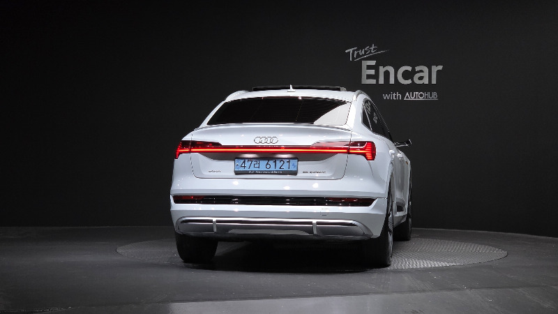 car Audi e-tron id48650 photo #4