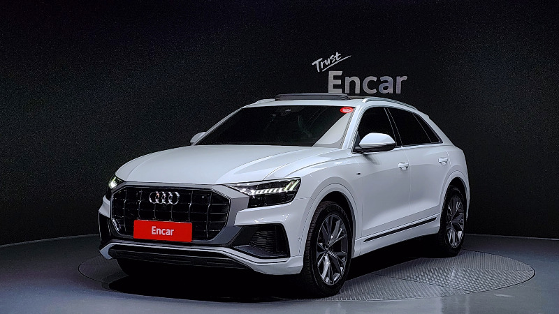 car Audi Q8 id48665 main photo