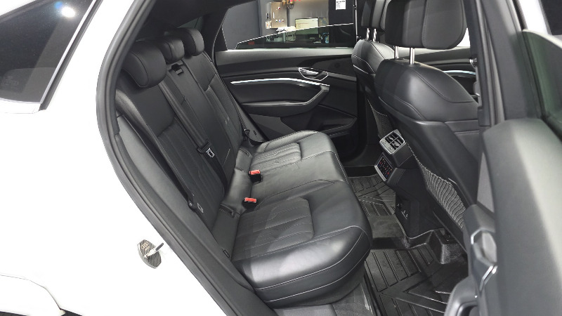 car Audi e-tron id48671 photo #12