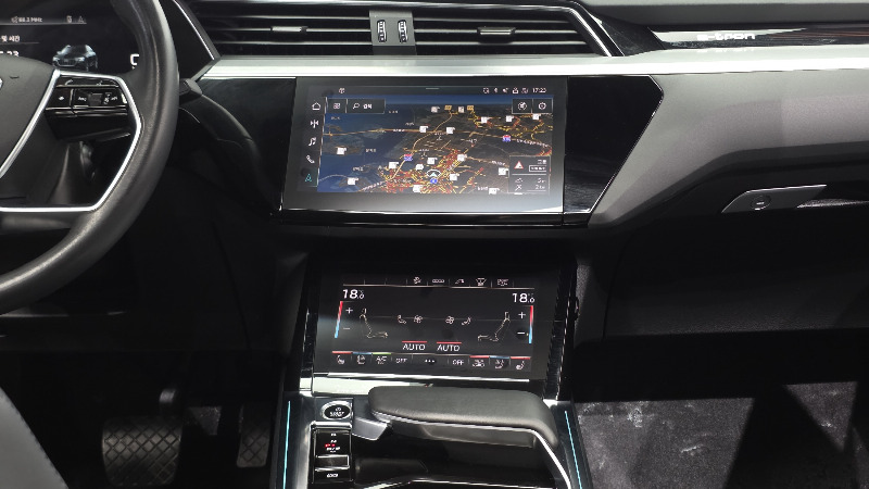 car Audi e-tron id48671 photo #14