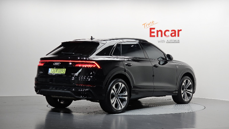 car Audi Q8 id48678 photo #2