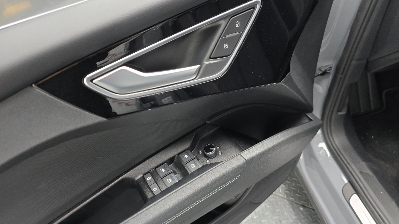 car Audi Q4 e-tron id48689 photo #15