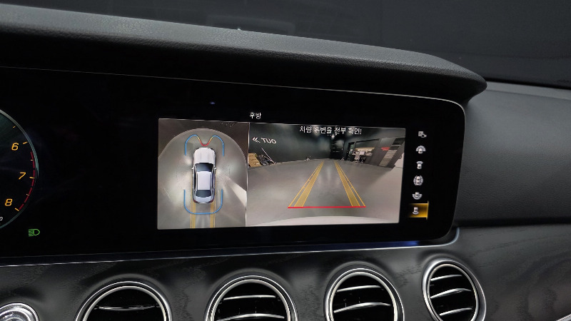 car Mercedes Benz E Class id48716 photo #15