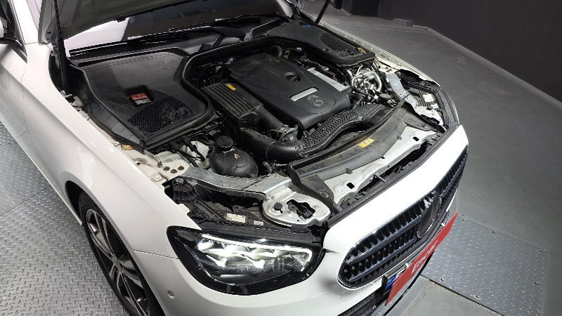 car Mercedes Benz E Class id48716 photo #6