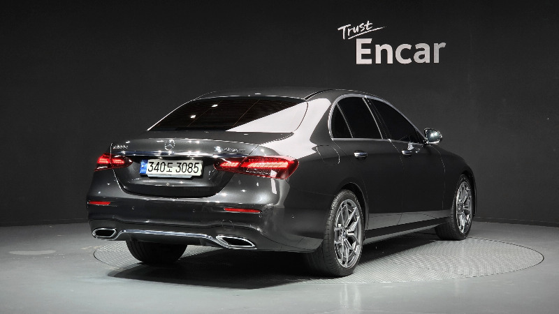 car Mercedes Benz E Class id48739 photo #2