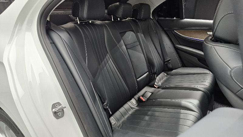 car Mercedes Benz E Class id48743 photo #11