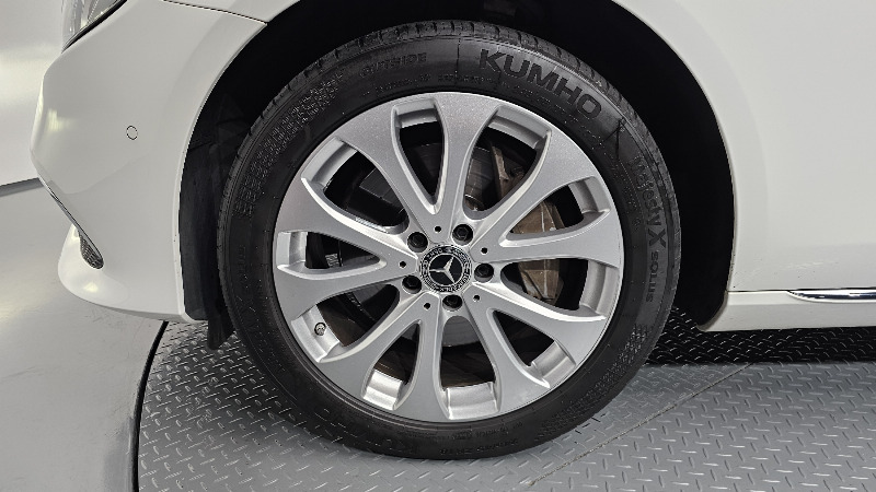 car Mercedes Benz E Class id48743 photo #5