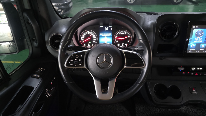 car Mercedes Benz Sprinter id48752 photo #12