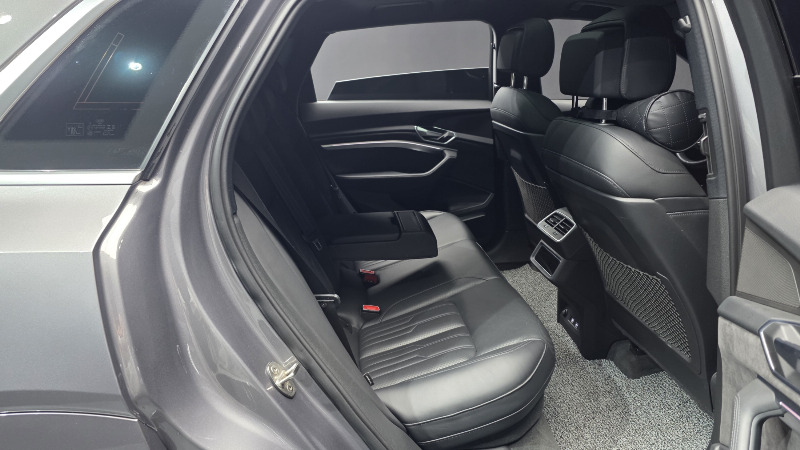car Audi e-tron id48818 photo #12