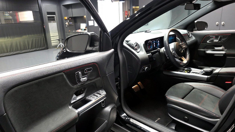 car Mercedes Benz GLA id48838 photo #10