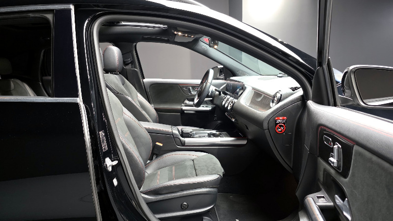 car Mercedes Benz GLA id48838 photo #12