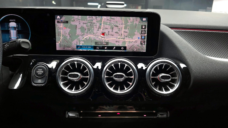 car Mercedes Benz GLA id48838 photo #14